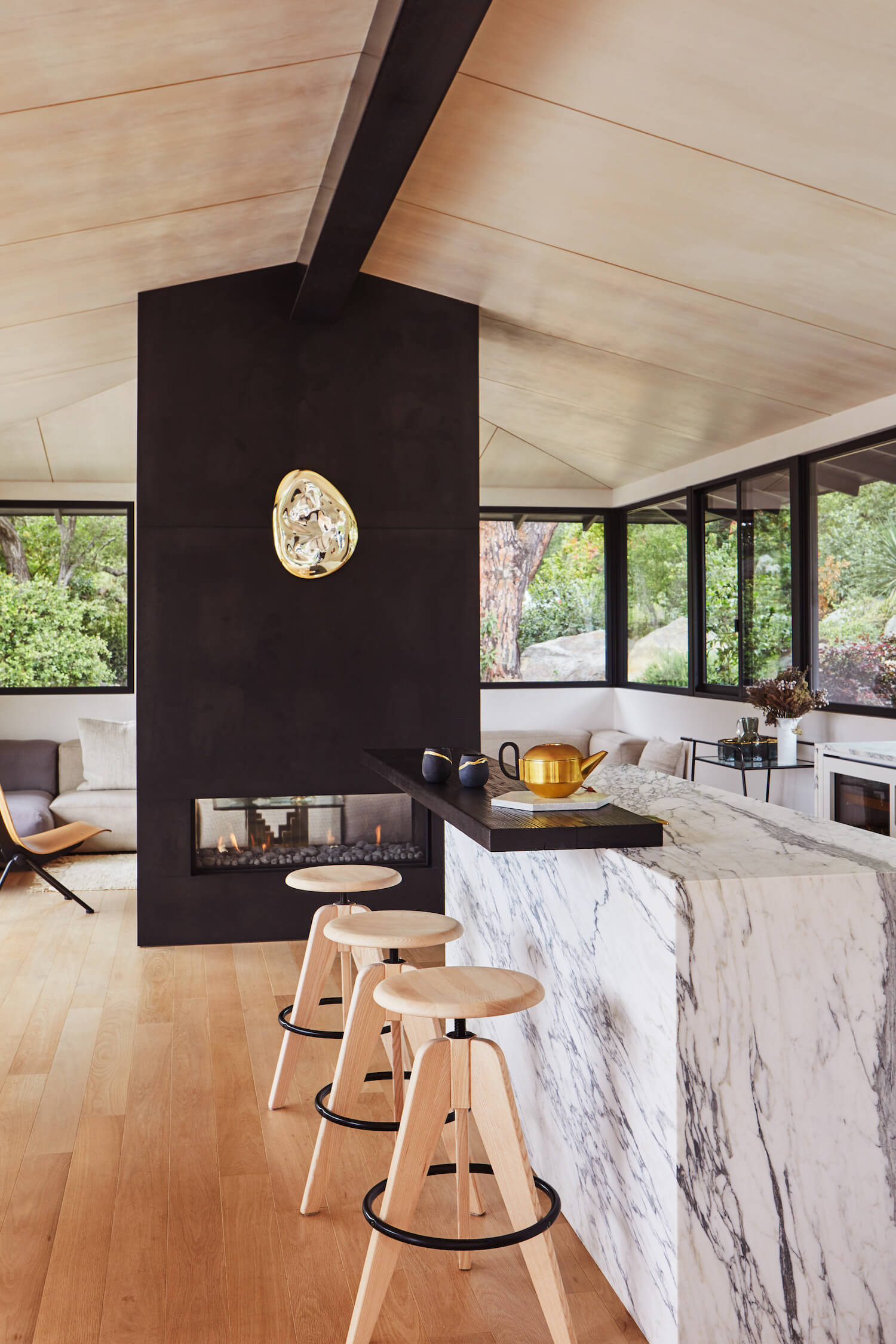 montecito_cabinets_woodwork_02 Montecito modern kitchen